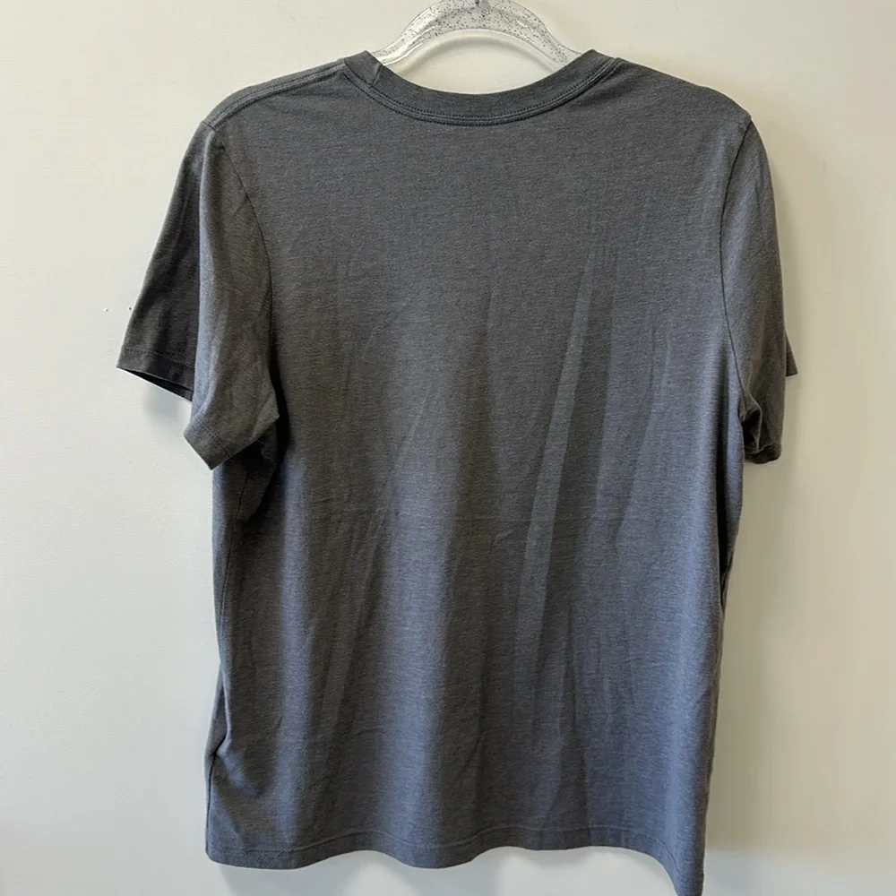 The North Face • Gray Signature Tee • Sz L - Picture 4 of 9